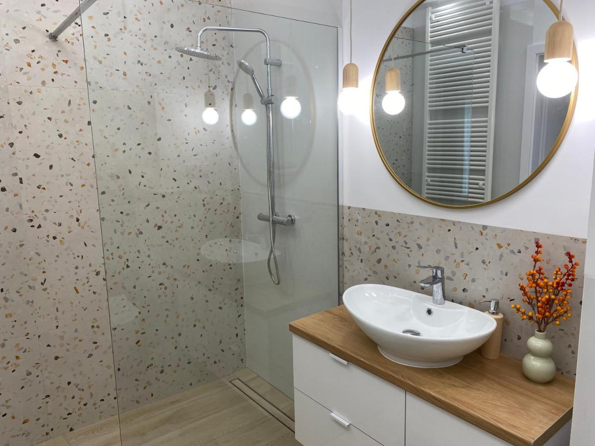 Metro Szwedzka Apartament Orange Warsawa Bagian luar foto